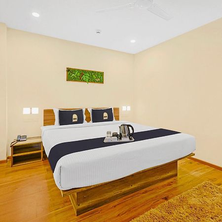 Super Townhouse Oak Hillside Aqua Ξενοδοχείο Khandagiri Εξωτερικό φωτογραφία