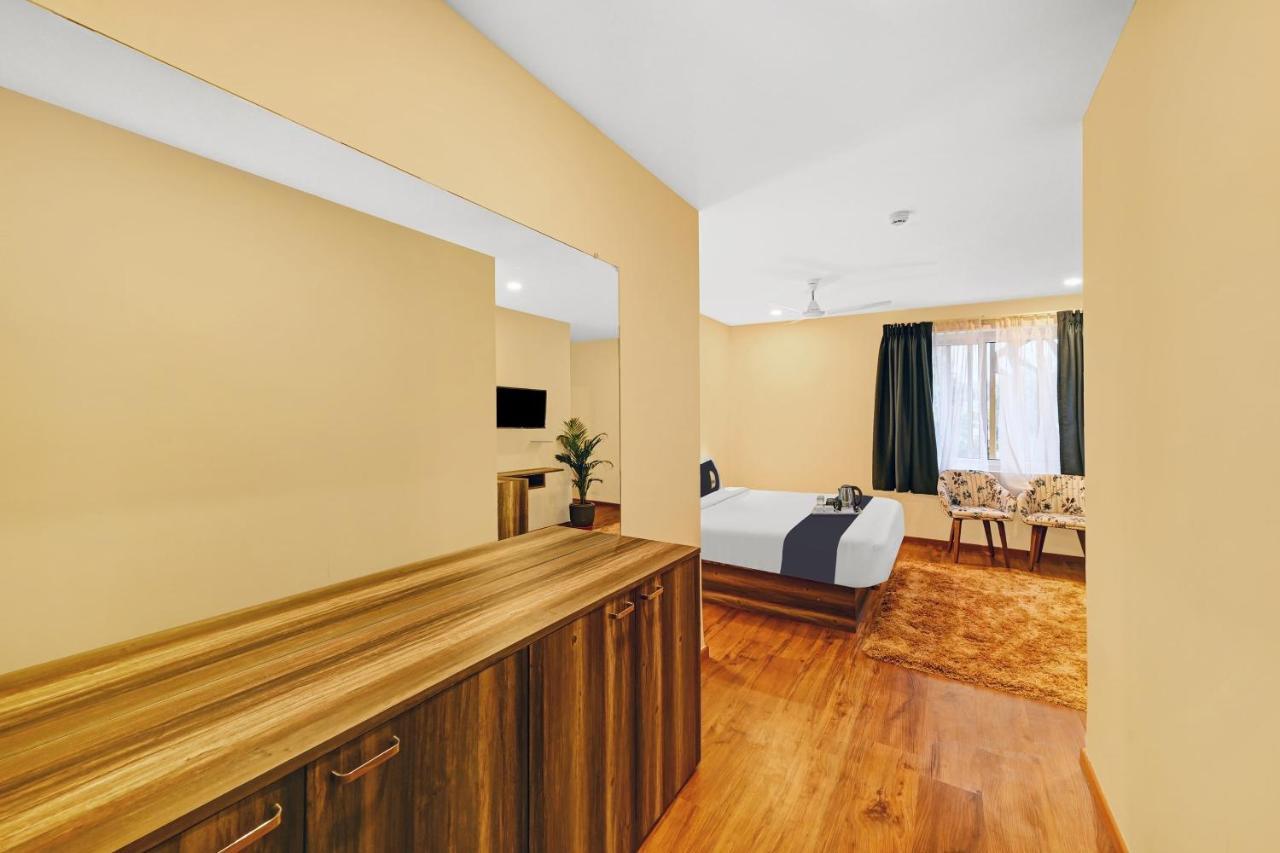 Super Townhouse Oak Hillside Aqua Ξενοδοχείο Khandagiri Εξωτερικό φωτογραφία