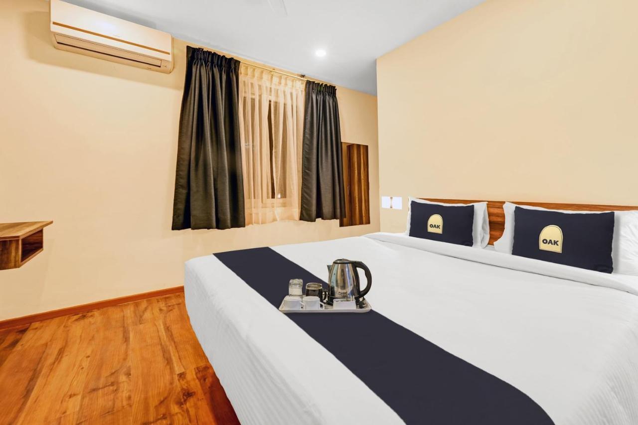 Super Townhouse Oak Hillside Aqua Ξενοδοχείο Khandagiri Εξωτερικό φωτογραφία
