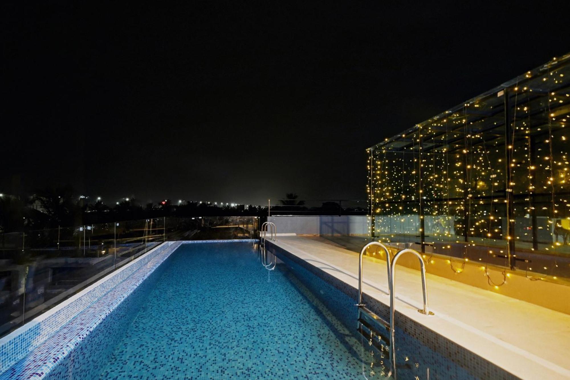 Super Townhouse Oak Hillside Aqua Ξενοδοχείο Khandagiri Εξωτερικό φωτογραφία